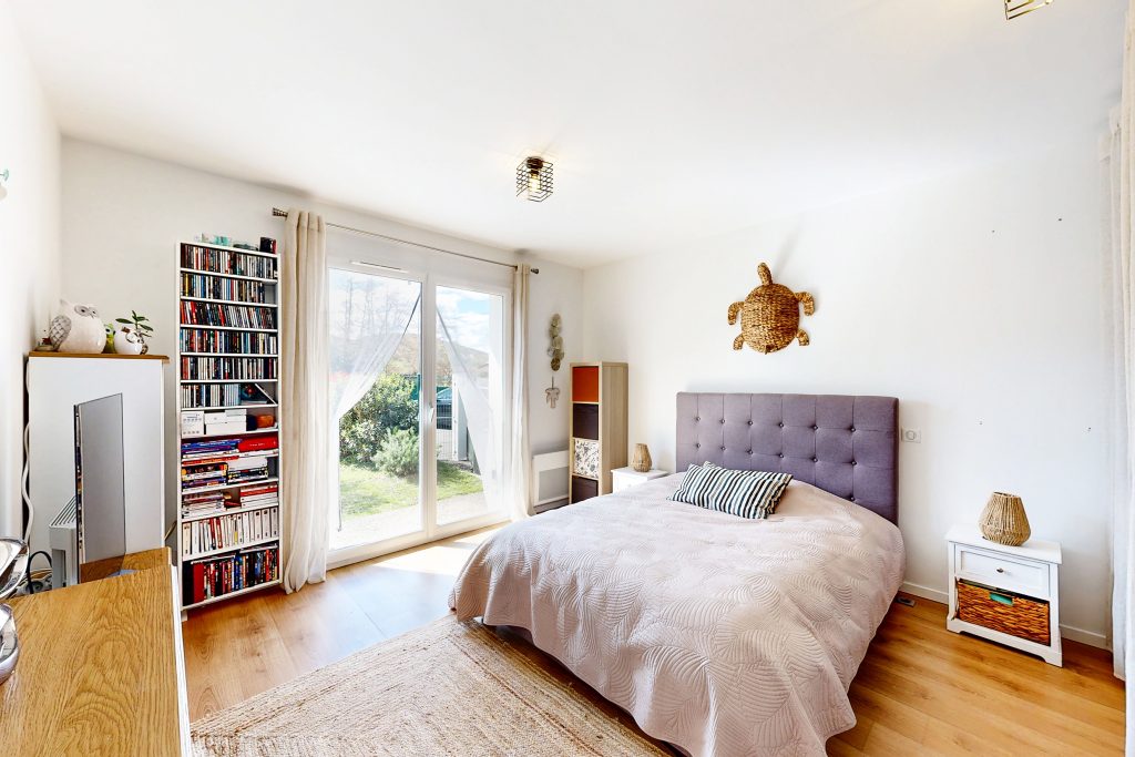 Chambre spacieuse dans maison moderne Urrugne
